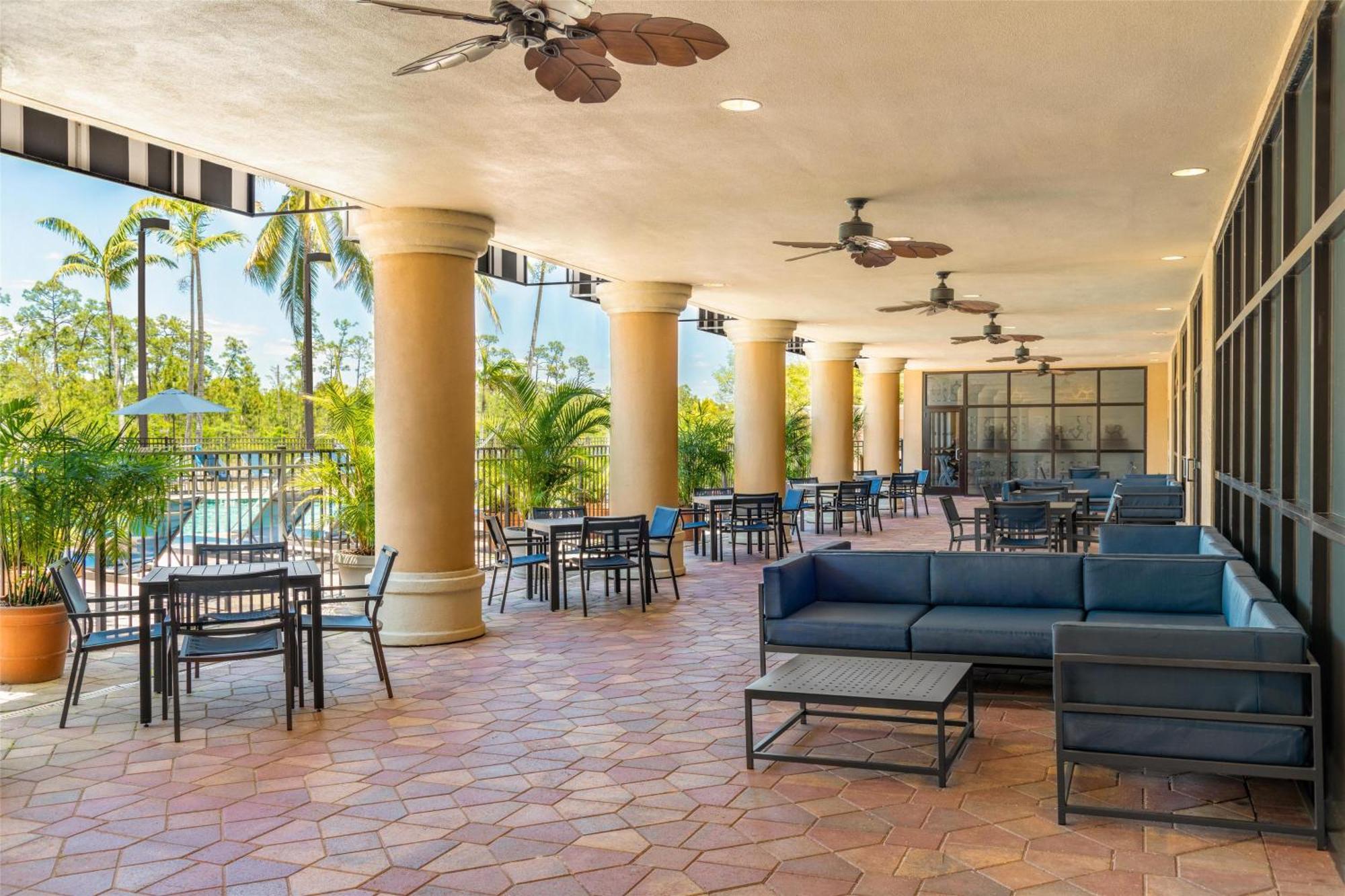 Embassy Suites Fort Myers - Estero Exterior foto